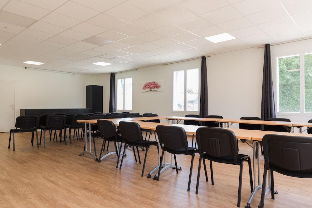 Inter-Hotel Le Mont Saint-Michel Sud Les Quatre Salines Roz-sur-Couesnon Exterior foto